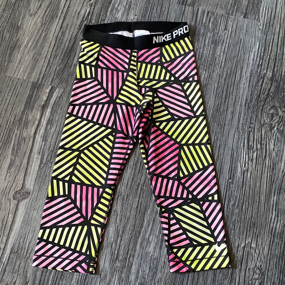 Women’s Nike Capri Leggings